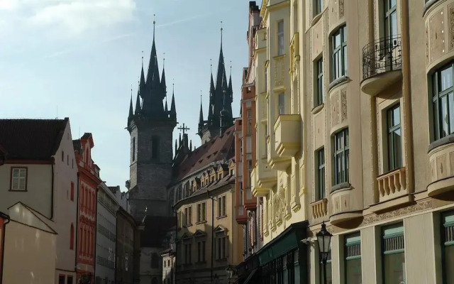 Отель Perfect Days Old Town вид на фасад