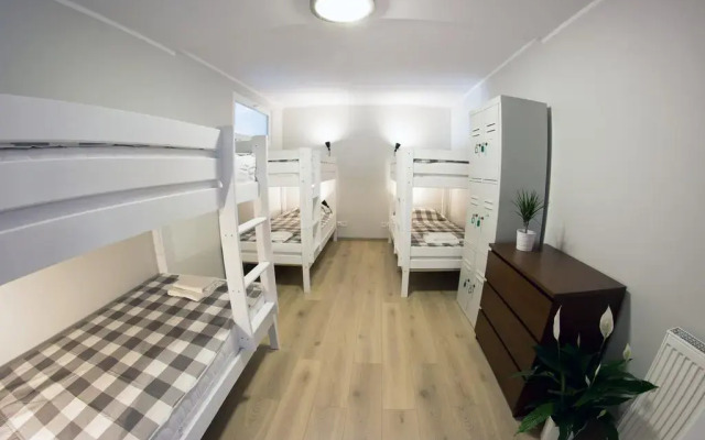Honey Den Hostel комната для гостей