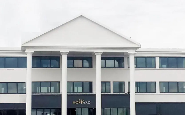 Отель Howard Hôtel Paris Orly Aeroport вид на фасад