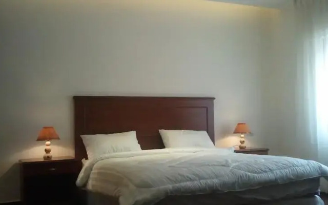 Отель Qatr Al Nada Hotel Suites Иордания, Амман - отзывы, цены и фото номеров - забронировать отель Qatr Al Nada Hotel Suites онлайн комната для гостей