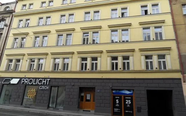 Hotel Andel City Center вид на фасад