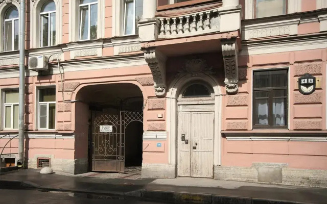 Отель Меблированные комнаты Ринальди на Большом Санкт-Петербург вид на фасад