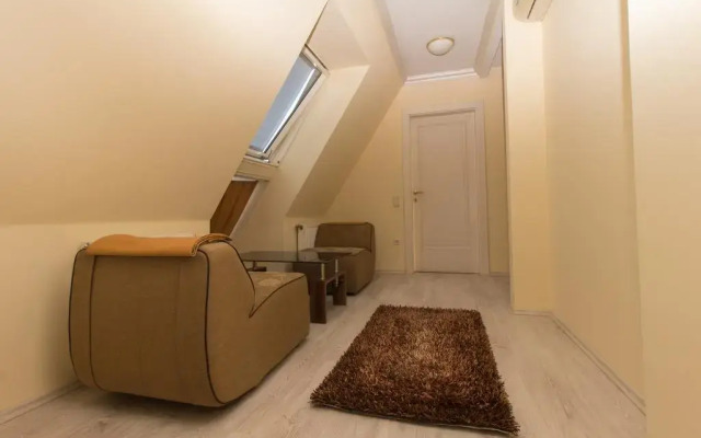 Отель Butterfly Home Penthouse Будапешт комната для гостей