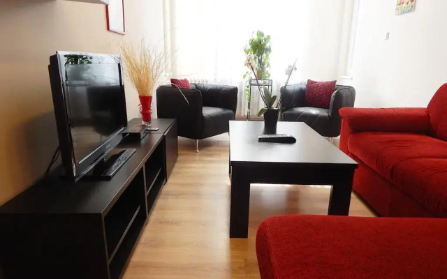 Отель Muna Apartments - Iris Чехия, Карловы Вары - отзывы, цены и фото номеров - забронировать отель Muna Apartments - Iris онлайн комната для гостей