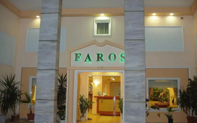 Faros 2 Hotel вид на фасад