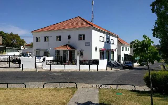 Lisbon Cosy Hostel вид на фасад