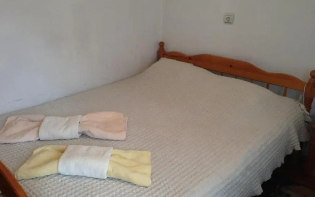 Отель Zgurovskata Guest House Чепеларе комната для гостей
