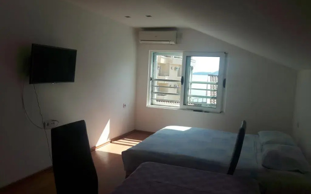 Отель Guesthouse Morris Rafailovici комната для гостей