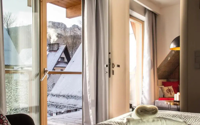 Отель Apartamenty Pod Giewontem Lux&spa Zakopane Закопане комната для гостей