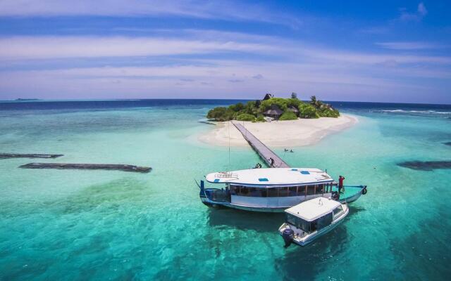 Stingray Beach Inn 0