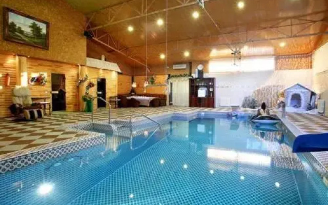 Hotel Aqua Elite Одесса бассейн