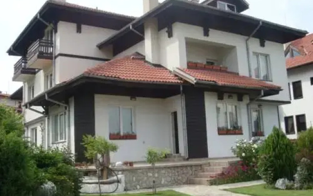 Отель Helios Guest House вид на фасад