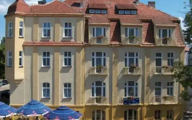 Отель Promenada Świnoujście вид на фасад