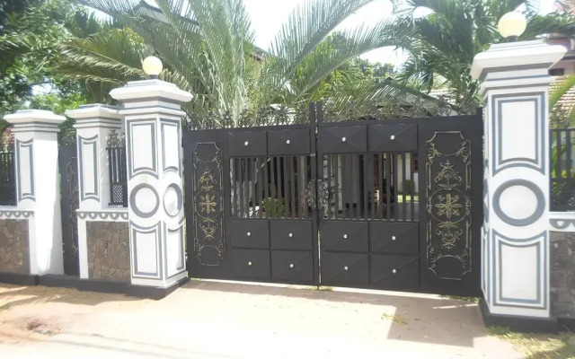 Отель Paradise Residence вид на фасад