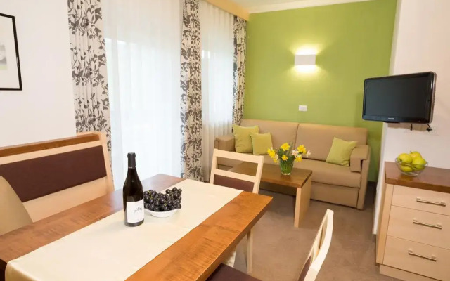 Отель Appartementhaus Residence Hirzer Тироло комната для гостей