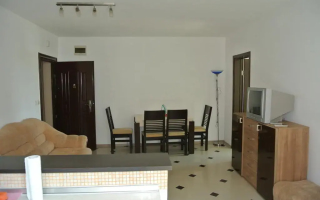 Отель Tara Atlantic Apartment Болгария, Поморие - отзывы, цены и фото номеров - забронировать отель Tara Atlantic Apartment онлайн комната для гостей