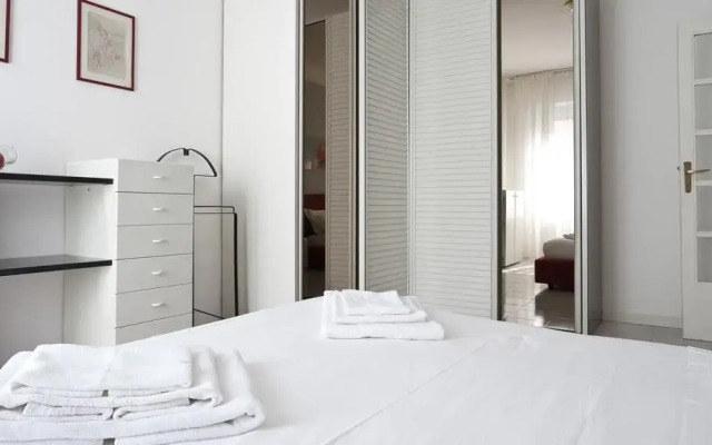 Апартаменты Milani Apartment Милан комната для гостей