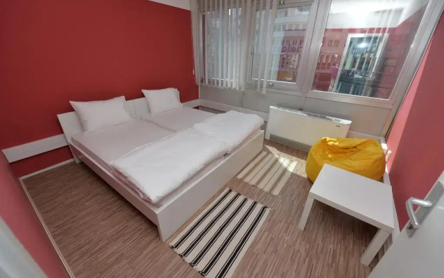 Downtown Central Hostel комната для гостей