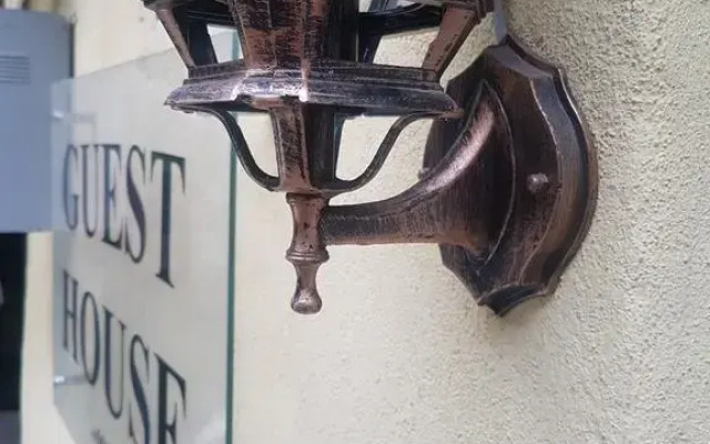 Отель Guest House Mziia вид на фасад