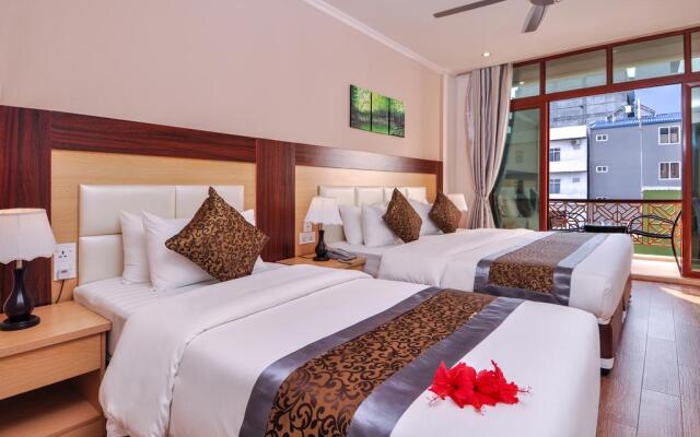 Triton Beach Hotel & Spa 1