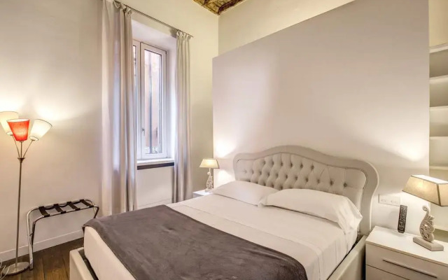 Отель Sole al Pantheon Penthouse Италия, Рим - отзывы, цены и фото номеров - забронировать отель Sole al Pantheon Penthouse онлайн комната для гостей