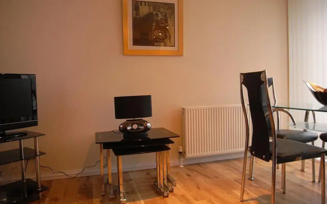Отель St Enoch Apartment Великобритания, Глазго - отзывы, цены и фото номеров - забронировать отель St Enoch Apartment онлайн комната для гостей