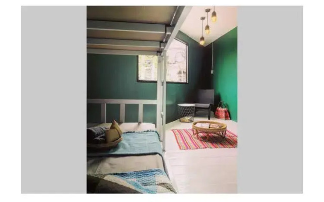 Отель Rest Inn Nest Бангкок комната для гостей