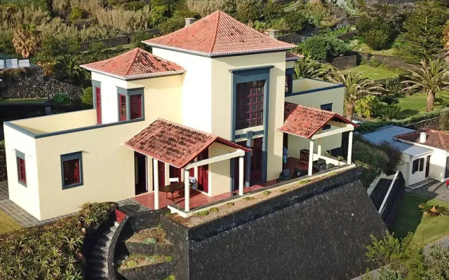 Отель Casa do Cerco вид на фасад