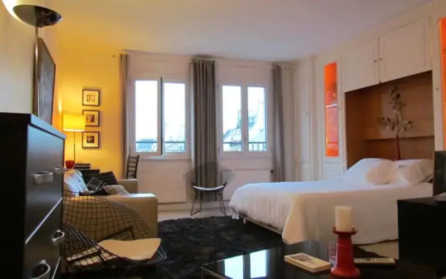 Отель Appartement Beaubourg-Georges Pompidou Париж комната для гостей