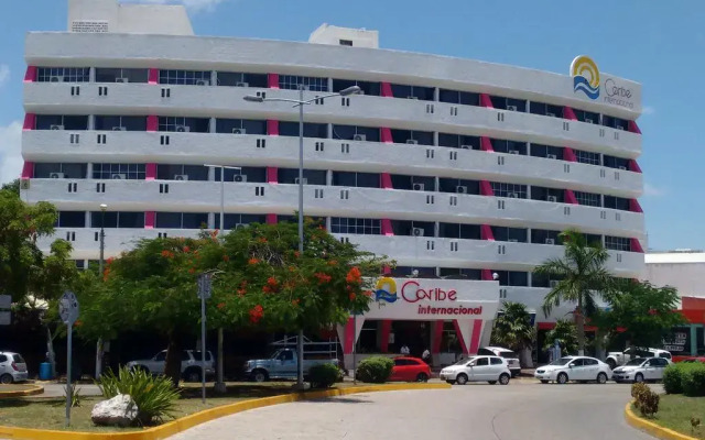 Отель Caribe Internacional Cancun Мексика, Канкун - 1 отзыв об отеле, цены и фото номеров - забронировать отель Caribe Internacional Cancun онлайн парковка