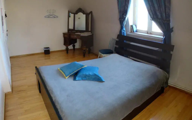 Like Hostel Tbilisi вид на фасад