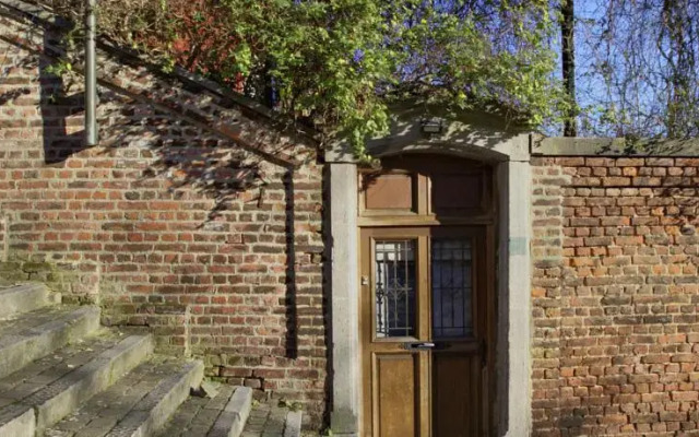 Отель Villa Coeur de Liège вид на фасад