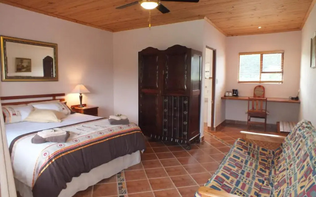 Отель Fish Eagles Lodge комната для гостей