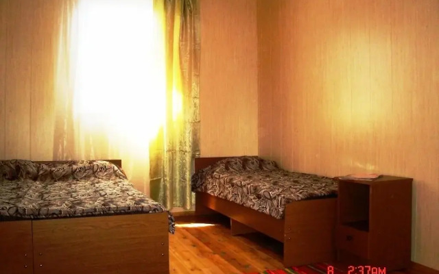 Гостиница Na Sadovoy Guesthouse в Анапе отзывы, цены и фото номеров - забронировать гостиницу Na Sadovoy Guesthouse онлайн Анапа комната для гостей