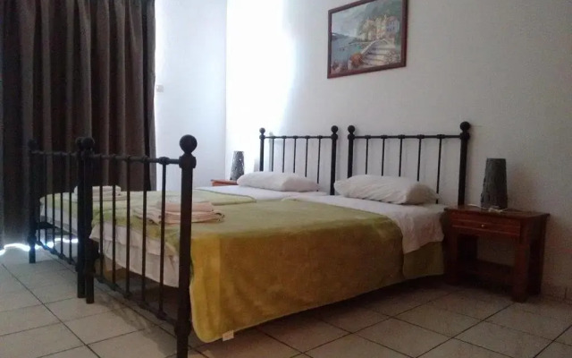 Отель Eliza Apartments Греция, Пефкохори - отзывы, цены и фото номеров - забронировать отель Eliza Apartments онлайн комната для гостей