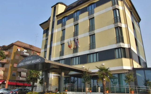 Hotel Tiffany Milano Треццано-суль-Навиглио вид на фасад