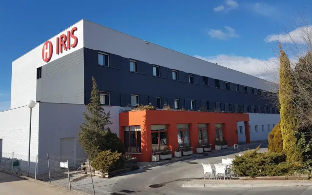 Hotel Iris вид на фасад