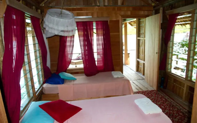 Oravae Island Cottages in Kukundu, Solomon Islands from 297$, photos, reviews - zenhotels.com guestroom