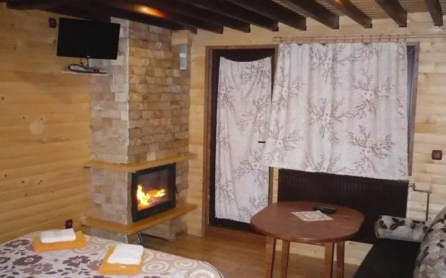 Отель Guest House Chobaka Чепеларе комната для гостей