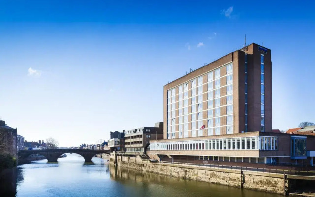 Отель Park Inn by Radisson York City Centre Великобритания, Йорк - отзывы, цены и фото номеров - забронировать отель Park Inn by Radisson York City Centre онлайн приотельная территория