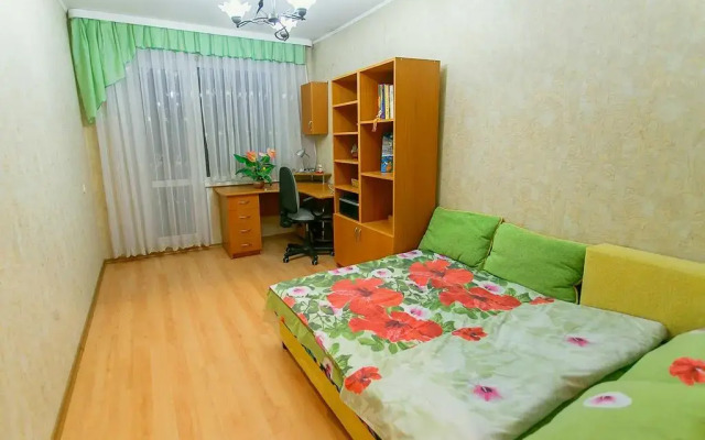 Гостиница Kalinovskogo 63 Apt. комната для гостей