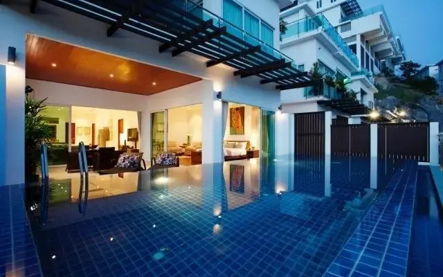Отель Bliss In Phuket вид на фасад
