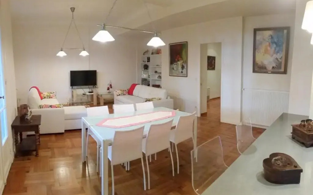 Отель Riviera Deluxe Garden City Center комната для гостей