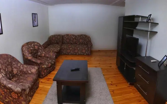Гостиница Azbuka Apartments on Chudinova в Уфе отзывы, цены и фото номеров - забронировать гостиницу Azbuka Apartments on Chudinova онлайн Уфа комната для гостей