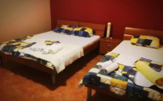 Апартаменты Apartments Mitrovic комната для гостей