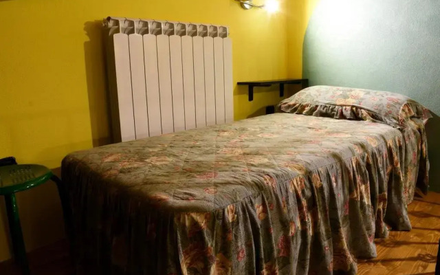 Отель B&B L'Arabatana Кастельмеццано комната для гостей