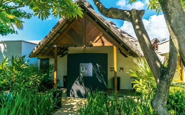 Отель Constance Belle Mare Plage вид на фасад
