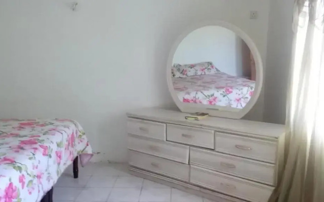 Отель Iron Shore Village комната для гостей