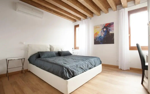 Отель The Lion's House APT1 Италия, Венеция - отзывы, цены и фото номеров - забронировать отель The Lion's House APT1 онлайн комната для гостей