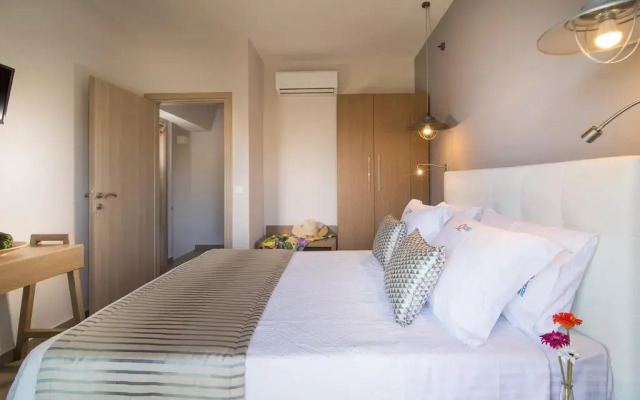 Отель Paradise Maisonettes Ситония комната для гостей